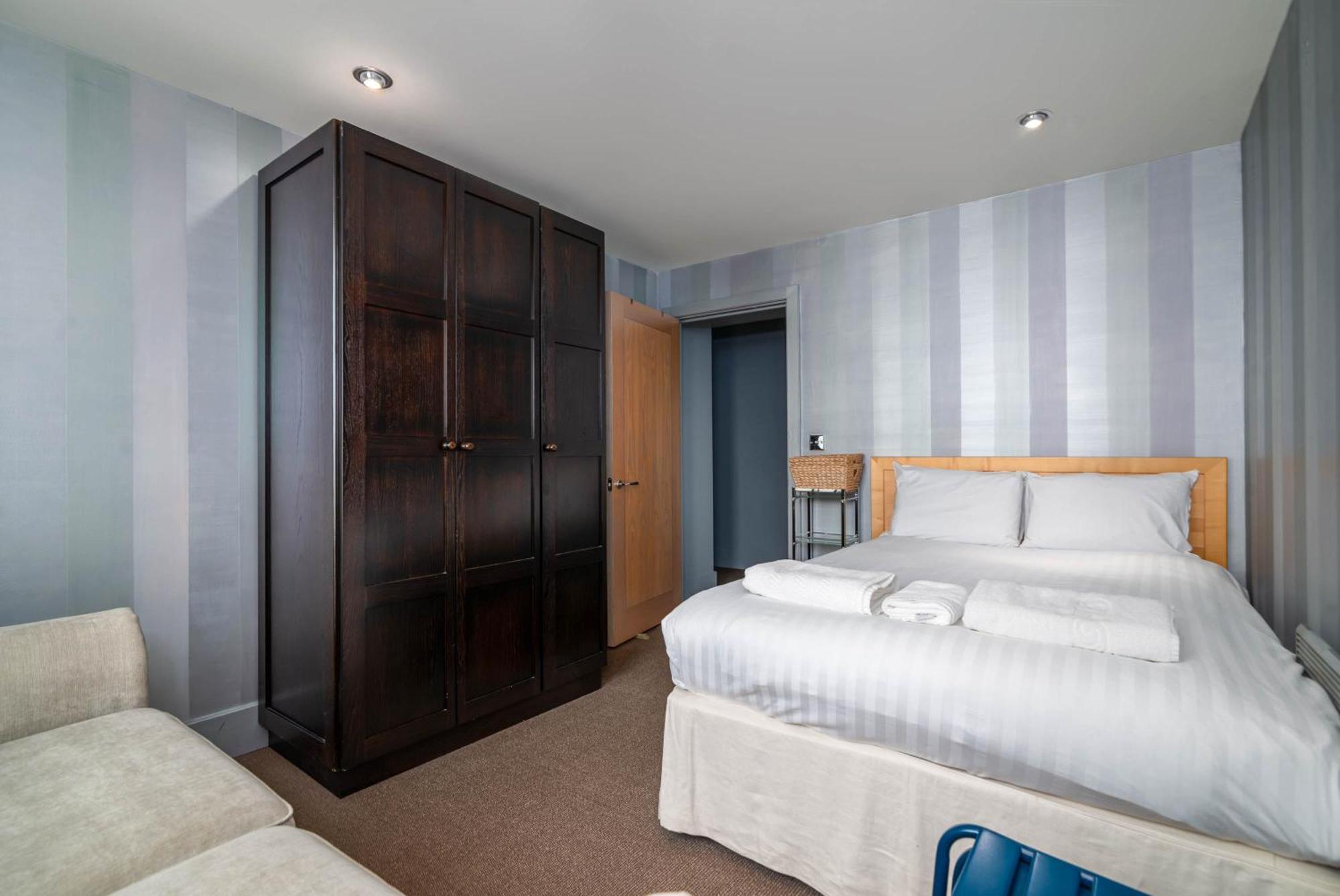 Fabulous 3 Bed Apartment In Vauxhall London Bagian luar foto