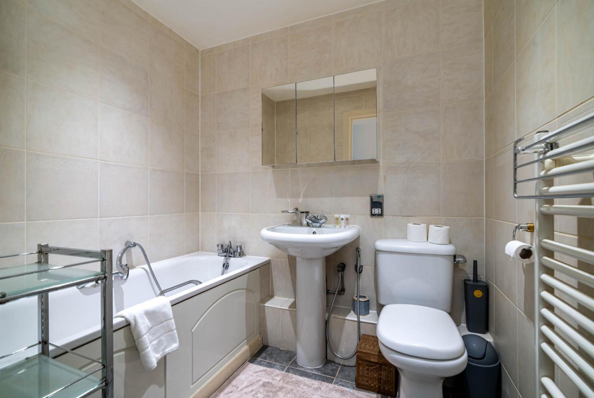 Fabulous 3 Bed Apartment In Vauxhall London Bagian luar foto