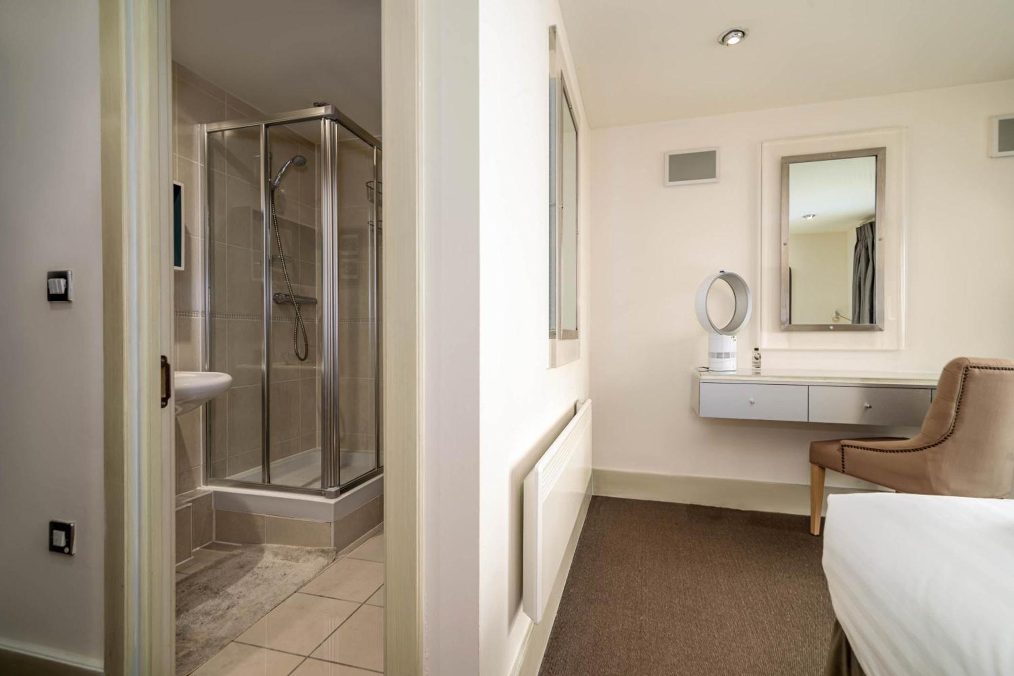 Fabulous 3 Bed Apartment In Vauxhall London Bagian luar foto