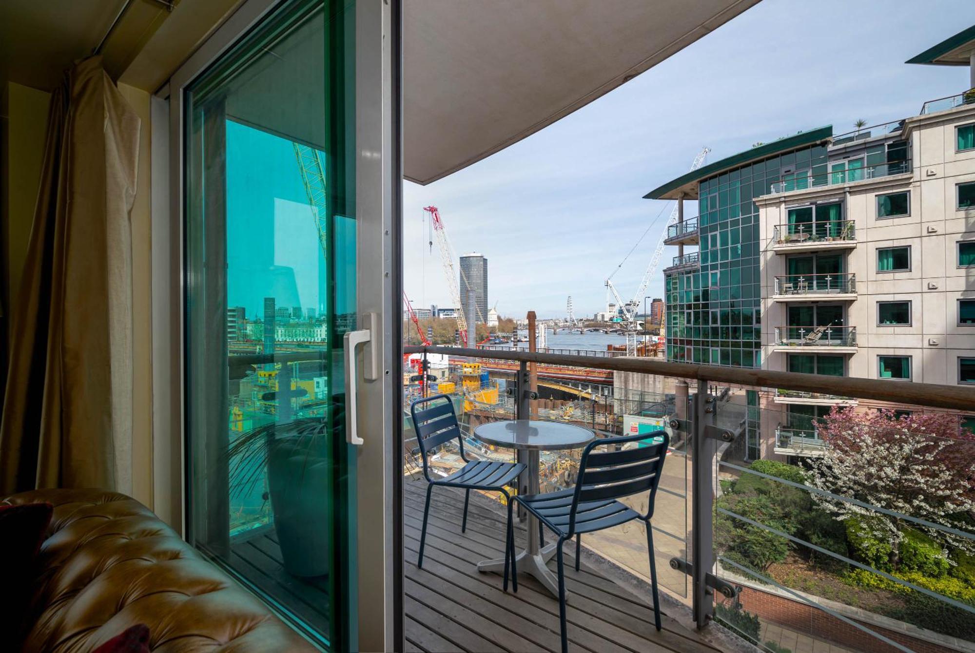 Fabulous 3 Bed Apartment In Vauxhall London Bagian luar foto