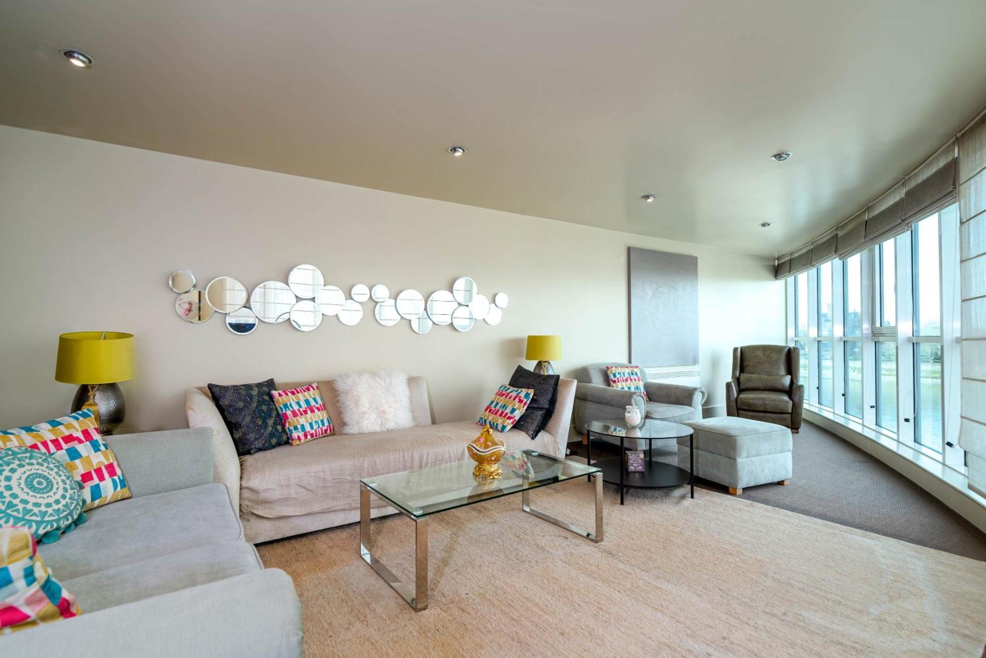 Fabulous 3 Bed Apartment In Vauxhall London Bagian luar foto